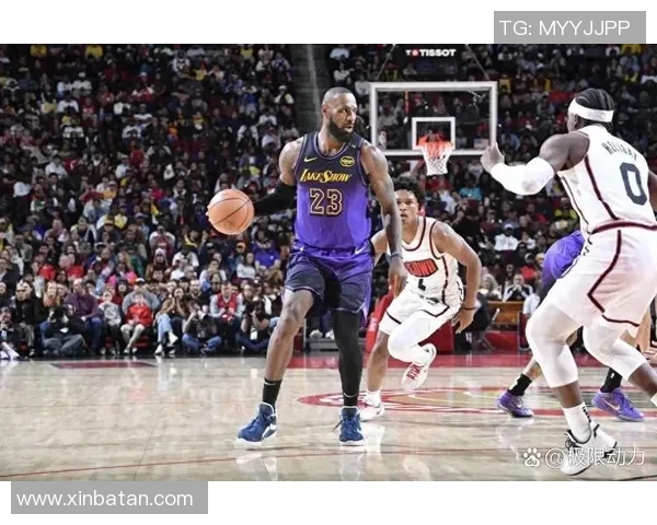 热火队与湖人G3激战正酣谁将夺得关键胜利晋级总决赛 热火队与湖人G3激战正酣谁将夺得关键胜利晋级总决赛